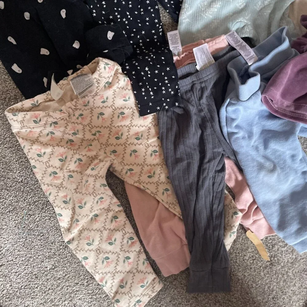 12M Girls kids Clothing Bundle - Leggings, Onesies, Skirt lot of baby clothes